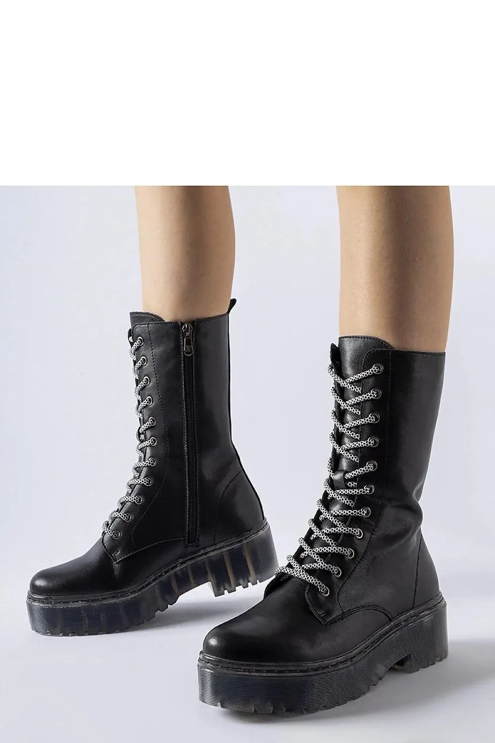 Black medium-heeled natural leather boots