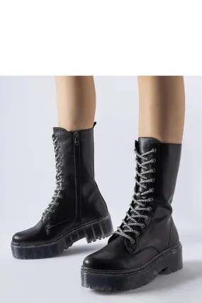 Black medium-heeled natural leather boots