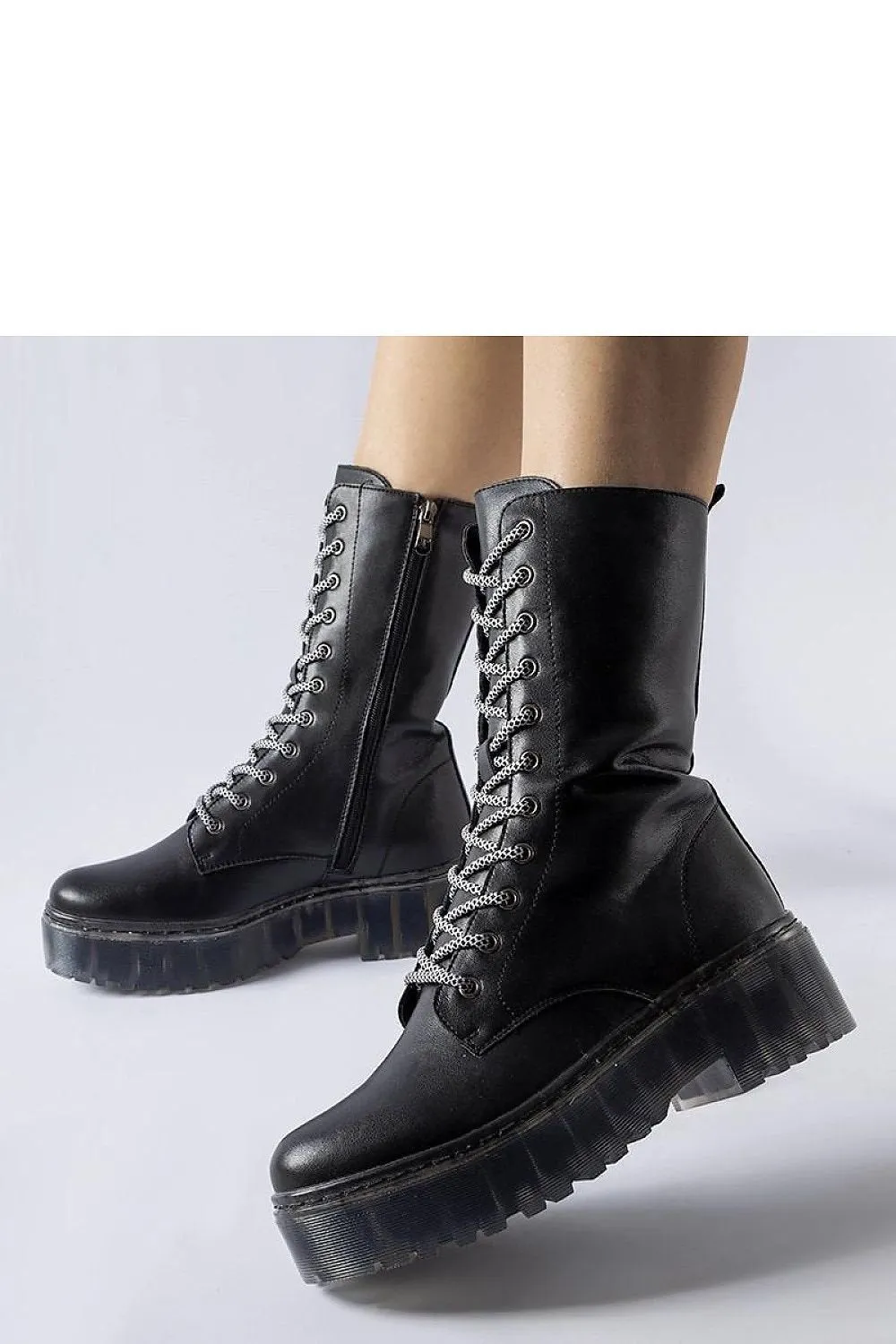 Black medium-heeled natural leather boots